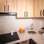 Cosa Zeyrek- At The Heart Of اسطنبول